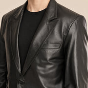 MOTOGRIP Kingsmere men's Black Ticket-Pocket Sheepskin Leather Blazer, close-up of the collar and lapels.